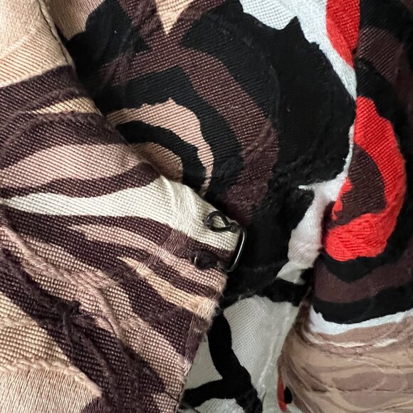 Robbie Bee Crop Designer Jacket with Buttons - Picture 5 of 5